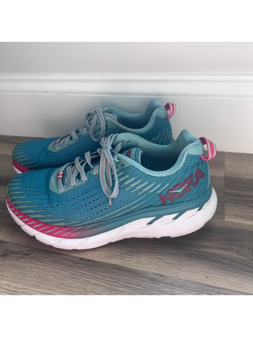 Hoka Women's Size 8
